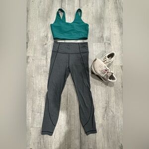 Athleta Charcoal Women's Leggings Size Small-DISCOUNTED SHIPPING!!